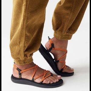 Teva Voya Infinity Sandals